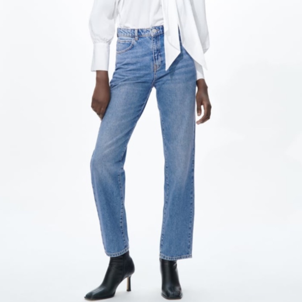 NWT ZARA SUPER HIGH RISE STRAIGHT LEG JEANS